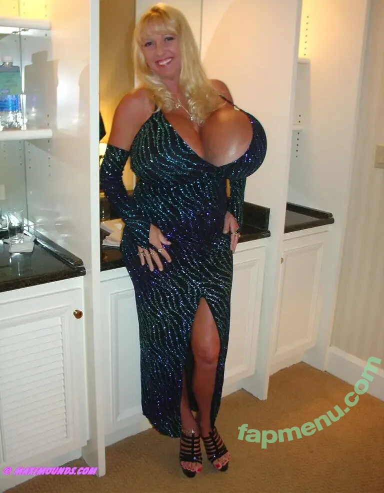 Maxi Mounds nude photo #0648 (maximoundsfanpage)