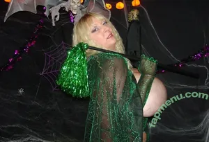 Maxi Mounds / maximoundsfanpage nude photo #1176