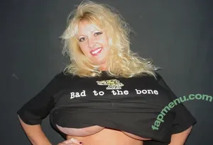 Maxi Mounds / maximoundsfanpage nude photo #1200