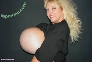 Maxi Mounds / maximoundsfanpage nude photo #1204