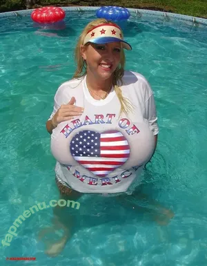 Maxi Mounds / maximoundsfanpage nude photo #1790