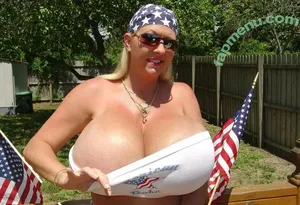 Maxi Mounds / maximoundsfanpage nude photo #1922