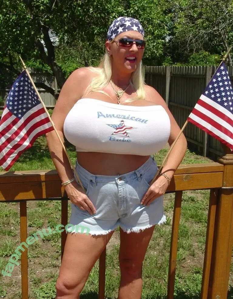 Maxi Mounds nude photo #1914 (maximoundsfanpage)