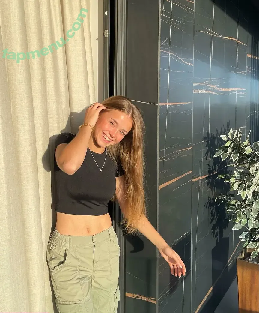 maxima_mclk nude photo #0017 (maxima_mclk)