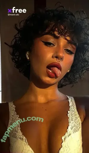  nude photo #0001