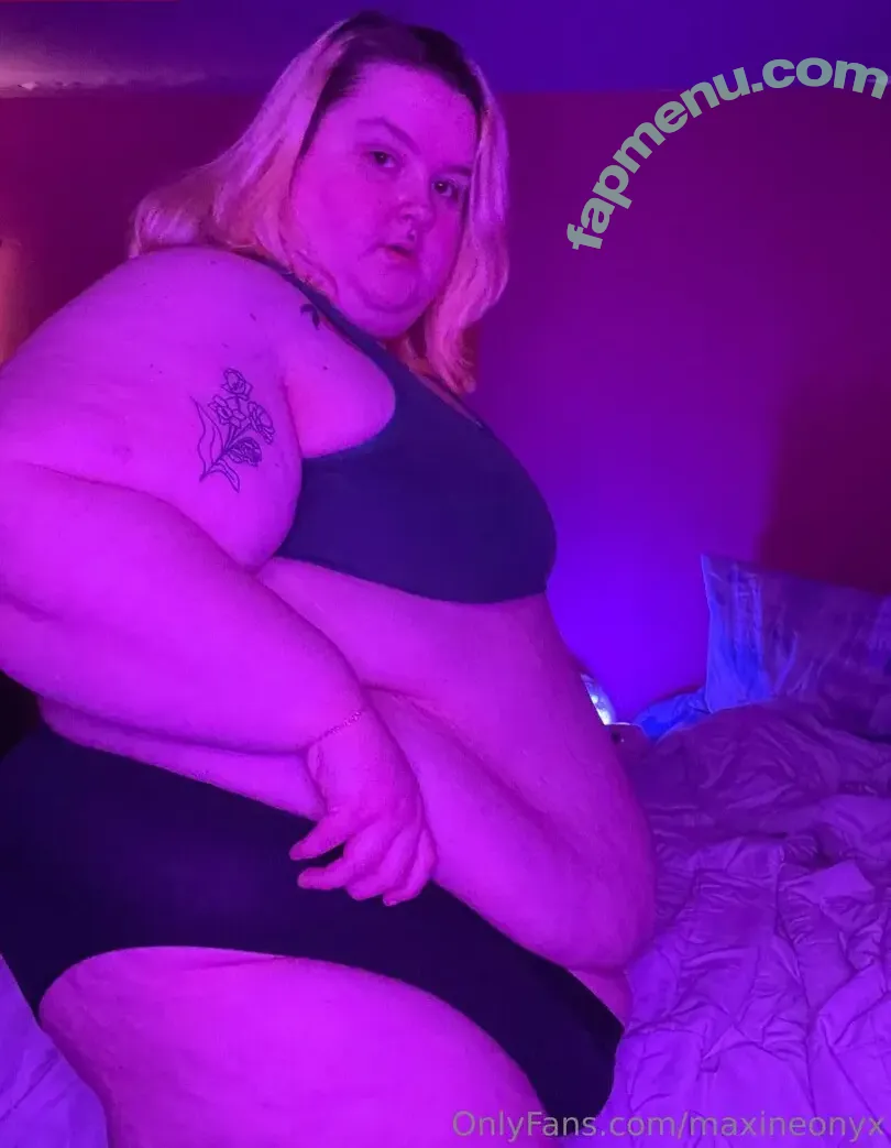 maxineonyx nude photo #0040 (maxine_onyx)