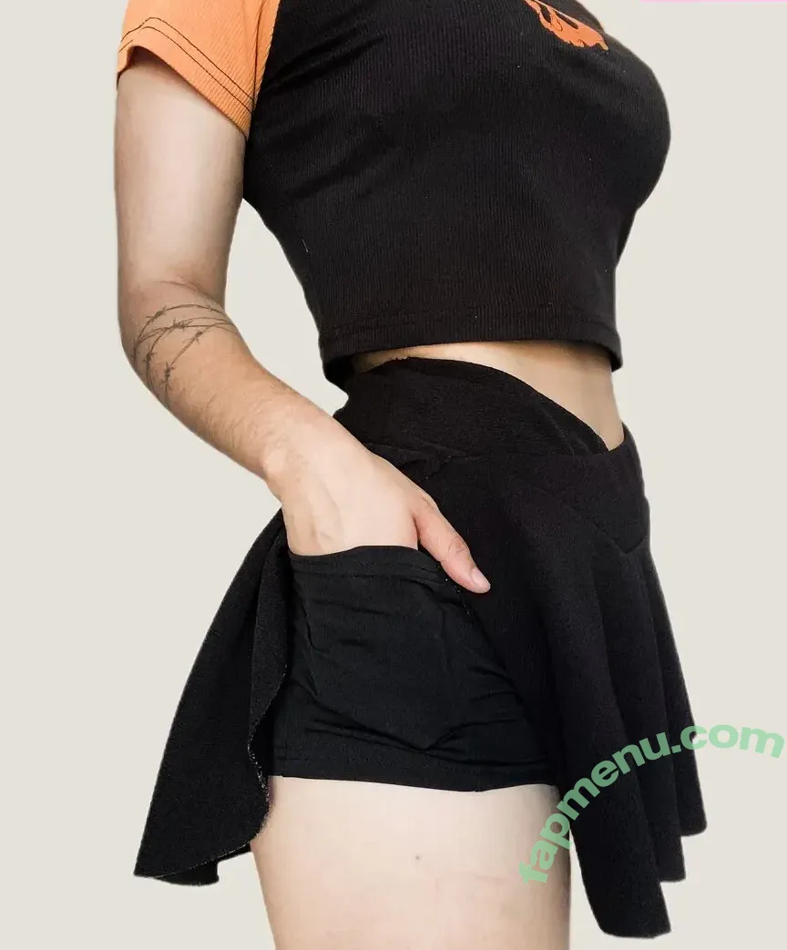 _maxpacienza nude photo #0012 (gótica peituda)