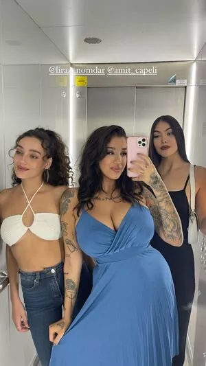 May Bakshi / maybakshi_ nude photo #0001