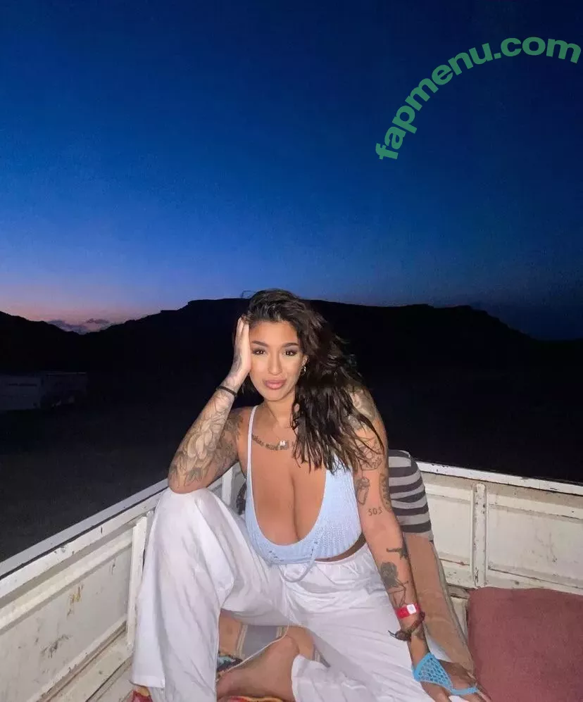 May Bakshi nude photo #0117 (maybakshi_)