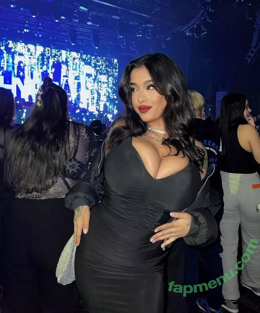 May Bakshi nude photo #0203 (maybakshi_)