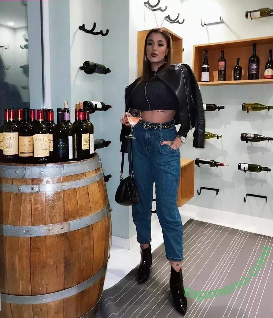 May Bakshi nude photo #0316 (maybakshi_)