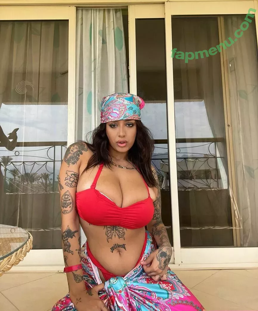 May Bakshi nude photo #0346 (maybakshi_)