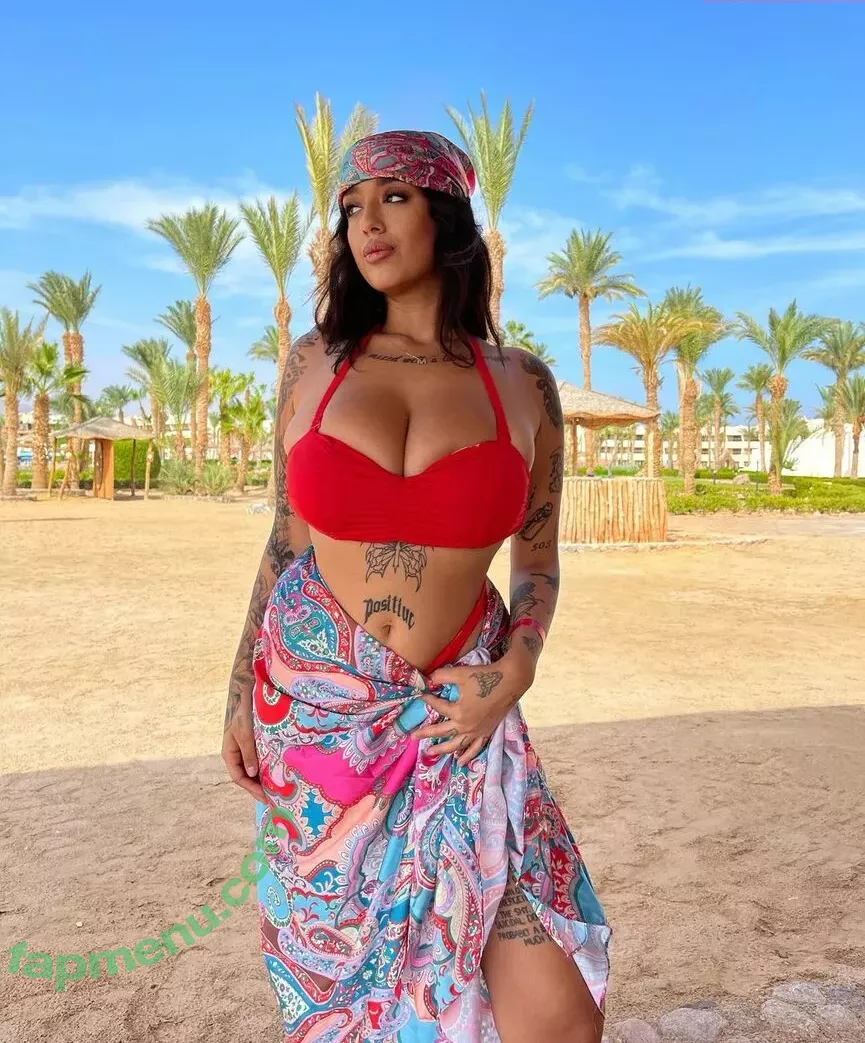 May Bakshi nude photo #0347 (maybakshi_)