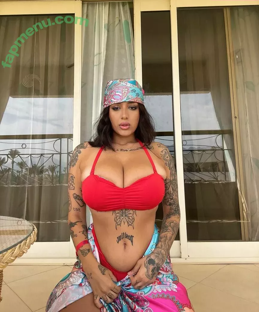 May Bakshi nude photo #0349 (maybakshi_)