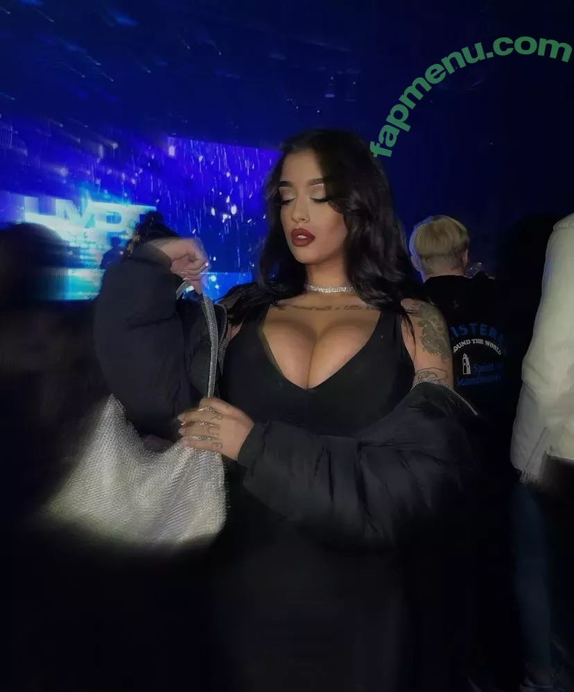 May Bakshi nude photo #0384 (maybakshi_)