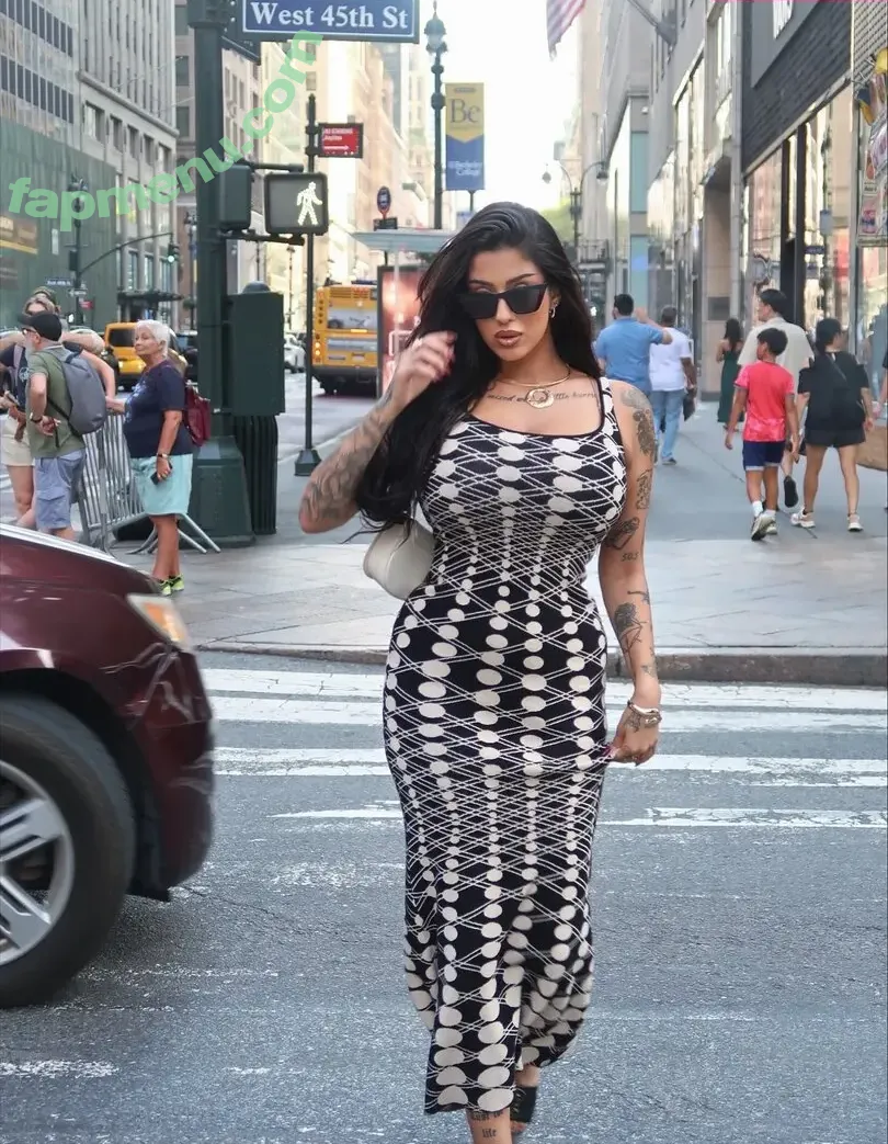 May Bakshi nude photo #1017 (maybakshi_)