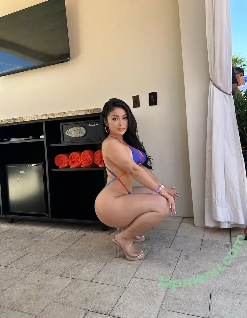 May Gov nude photo #0013 (MayGov / ShawteeMay / mayygov)