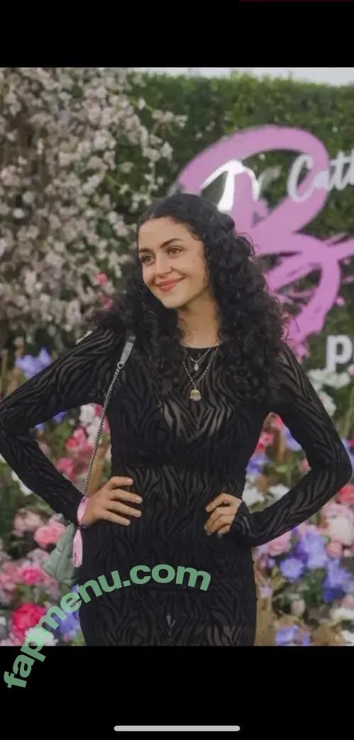 Maya Abdallah nude photo #0110 (maya.abdallah / mayuhnaise)