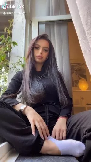 Maya Bulgarien / a.t.hristovaa / mayabeats nude photo #0025