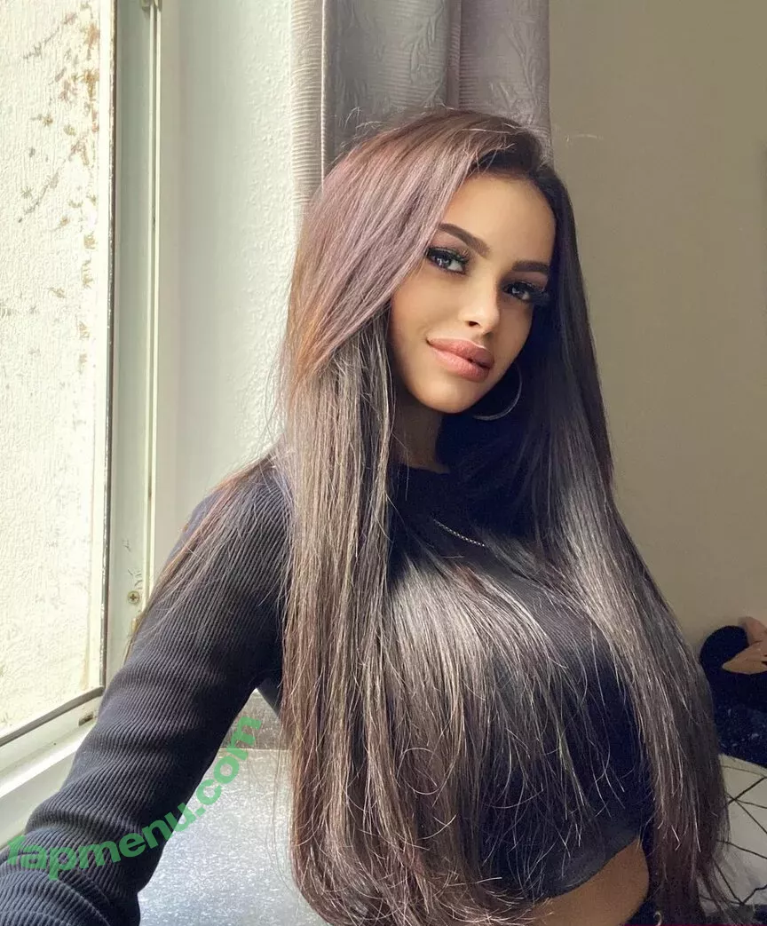 Maya Bulgarien nude photo #0047 (a.t.hristovaa / mayabeats)