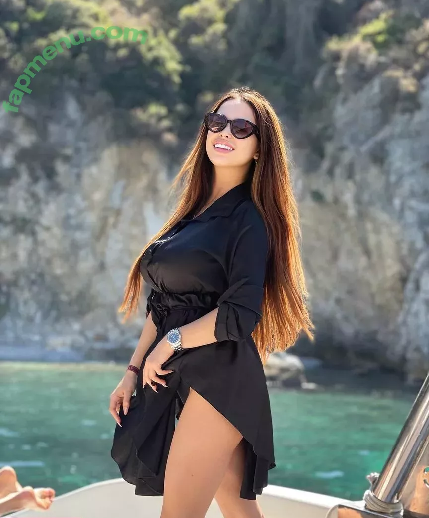 Maya Bulgarien nude photo #0064 (a.t.hristovaa / mayabeats)