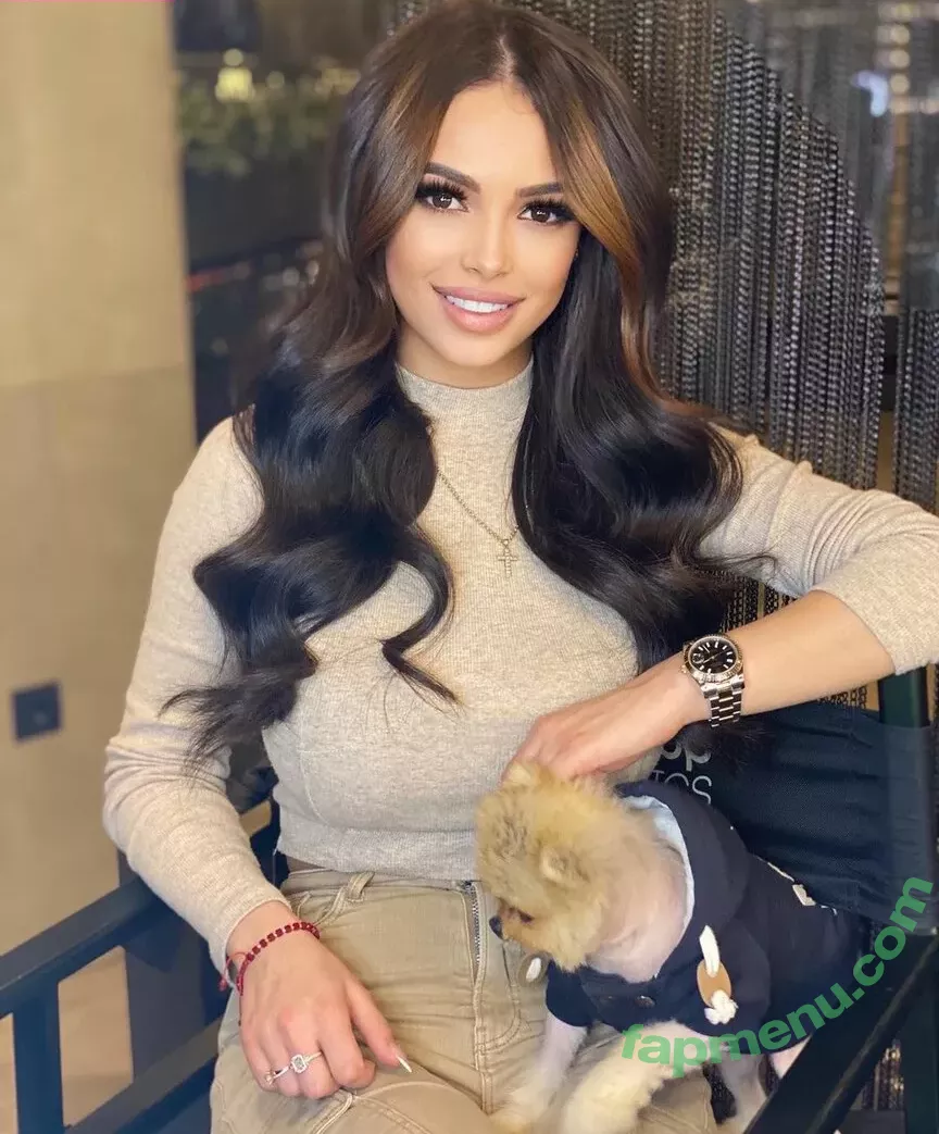 Maya Bulgarien nude photo #0065 (a.t.hristovaa / mayabeats)