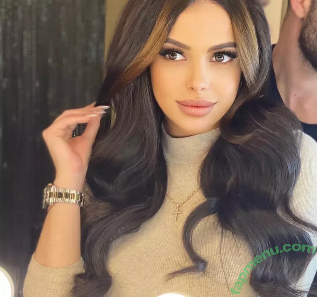 Maya Bulgarien nude photo #0144 (a.t.hristovaa / mayabeats)