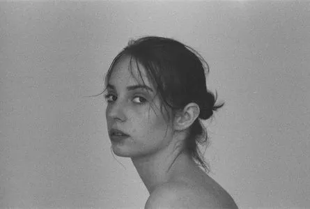 Maya Hawke / maya_hawke / neohawk2 nude photo #0005