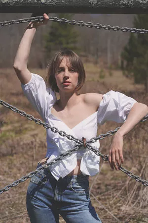 Maya Hawke / maya_hawke / neohawk2 nude photo #0015