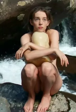Maya Hawke / maya_hawke / neohawk2 nude photo #0033