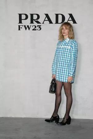 Maya Hawke / maya_hawke / neohawk2 nude photo #0147