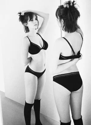 Maya Hawke / maya_hawke / neohawk2 nude photo #0160