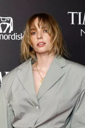Maya Hawke / maya_hawke / neohawk2 nude photo #0221