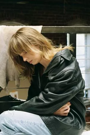 Maya Hawke / maya_hawke / neohawk2 nude photo #0450