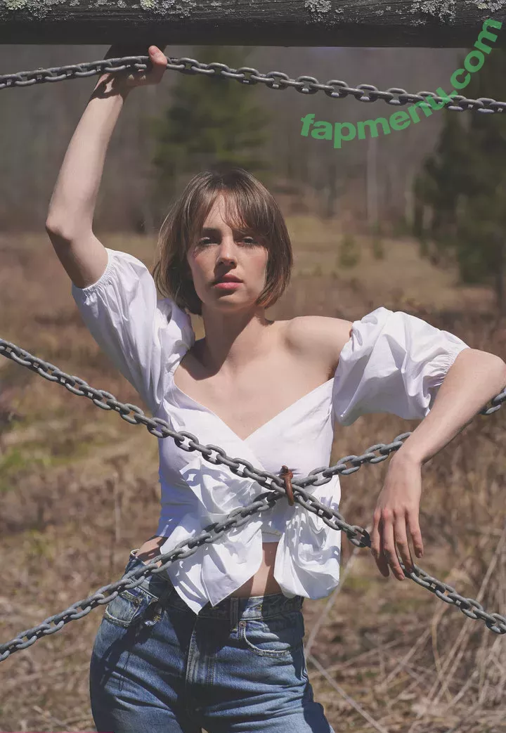 Maya Hawke nude photo #0015 (maya_hawke / neohawk2)