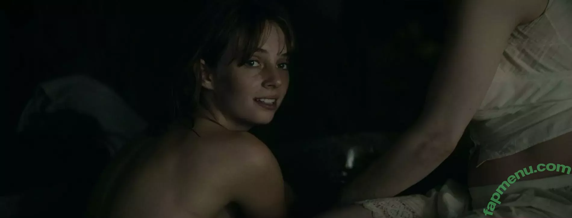 Maya Hawke nude photo #0090 (maya_hawke / neohawk2)