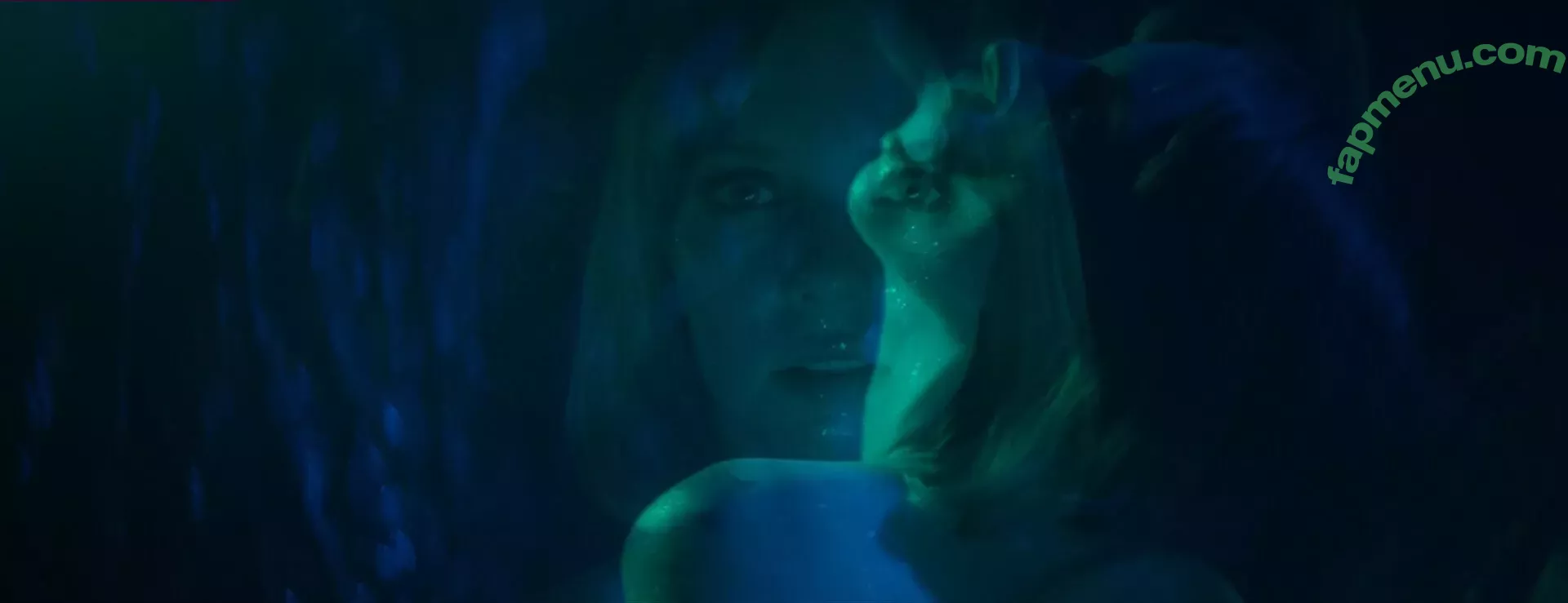 Maya Hawke nude photo #0100 (maya_hawke / neohawk2)