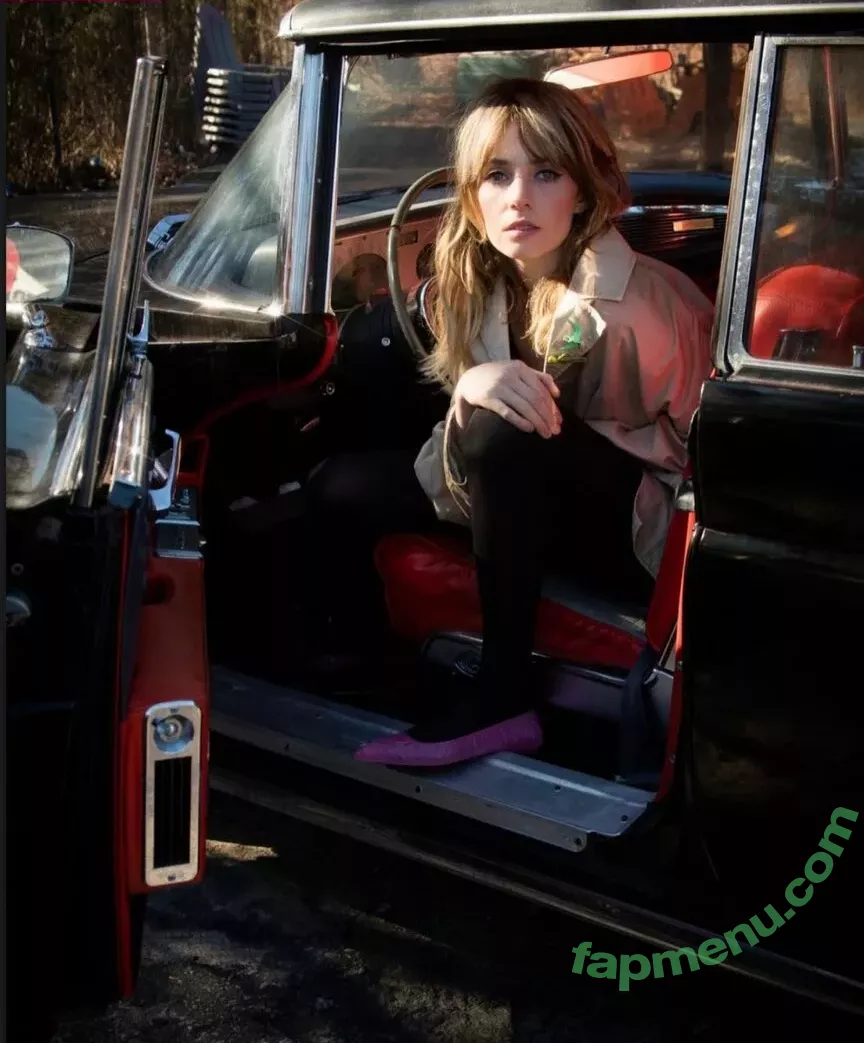 Maya Hawke nude photo #0293 (maya_hawke / neohawk2)