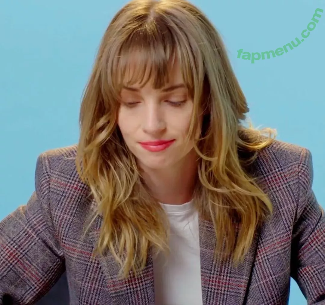 Maya Hawke nude photo #0426 (maya_hawke / neohawk2)