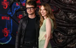 Maya Hawke / maya_hawke / neohawk2 nude photo #1101