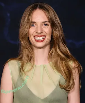 Maya Hawke / maya_hawke / neohawk2 nude photo #1106