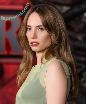 Maya Hawke / maya_hawke / neohawk2 nude photo #1108