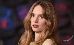 Maya Hawke / maya_hawke / neohawk2 nude photo #1126