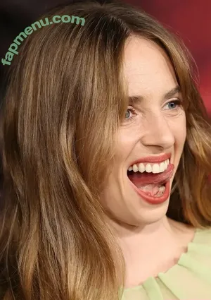 Maya Hawke / maya_hawke / neohawk2 nude photo #1216