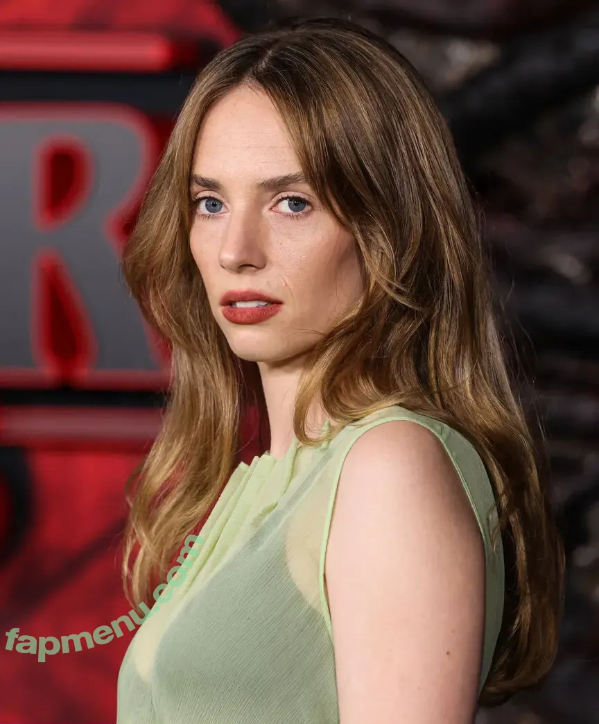 Maya Hawke nude photo #1109 (maya_hawke / neohawk2)