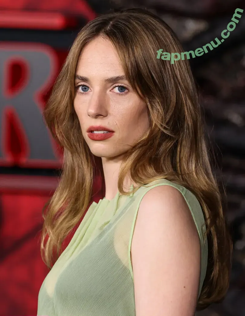Maya Hawke nude photo #1113 (maya_hawke / neohawk2)
