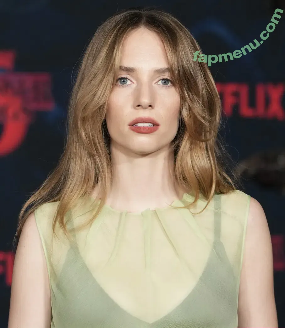 Maya Hawke nude photo #1143 (maya_hawke / neohawk2)