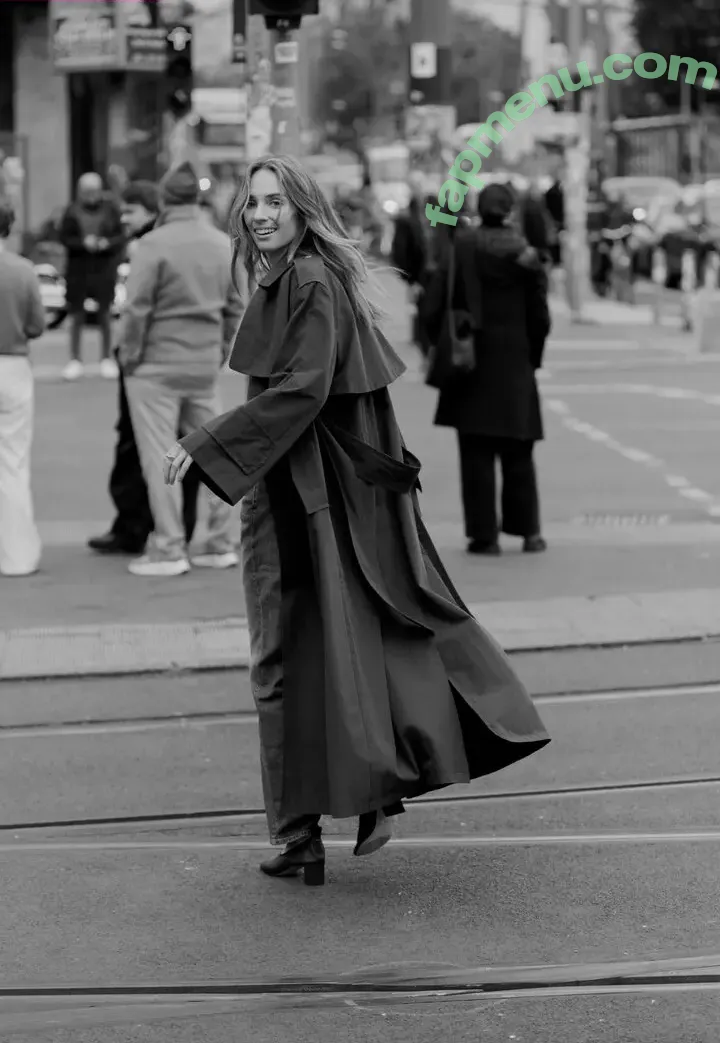 Maya Hawke nude photo #1164 (maya_hawke / neohawk2)