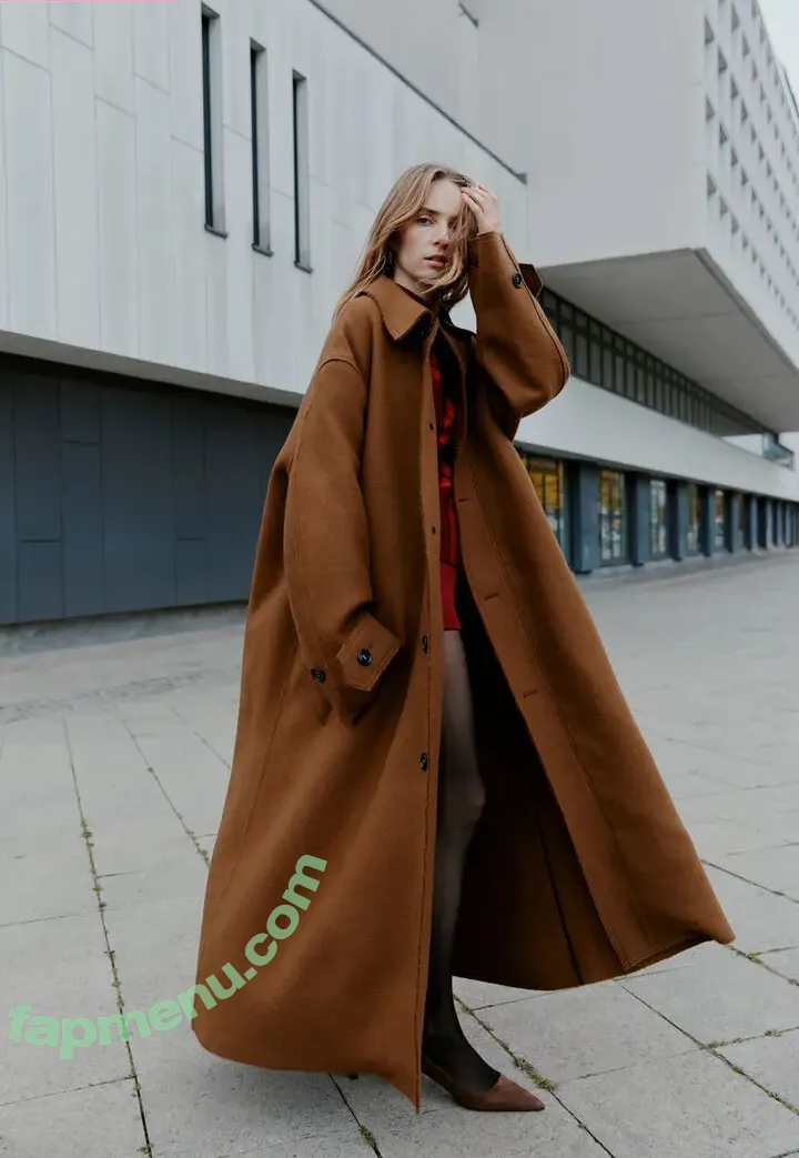 Maya Hawke nude photo #1166 (maya_hawke / neohawk2)