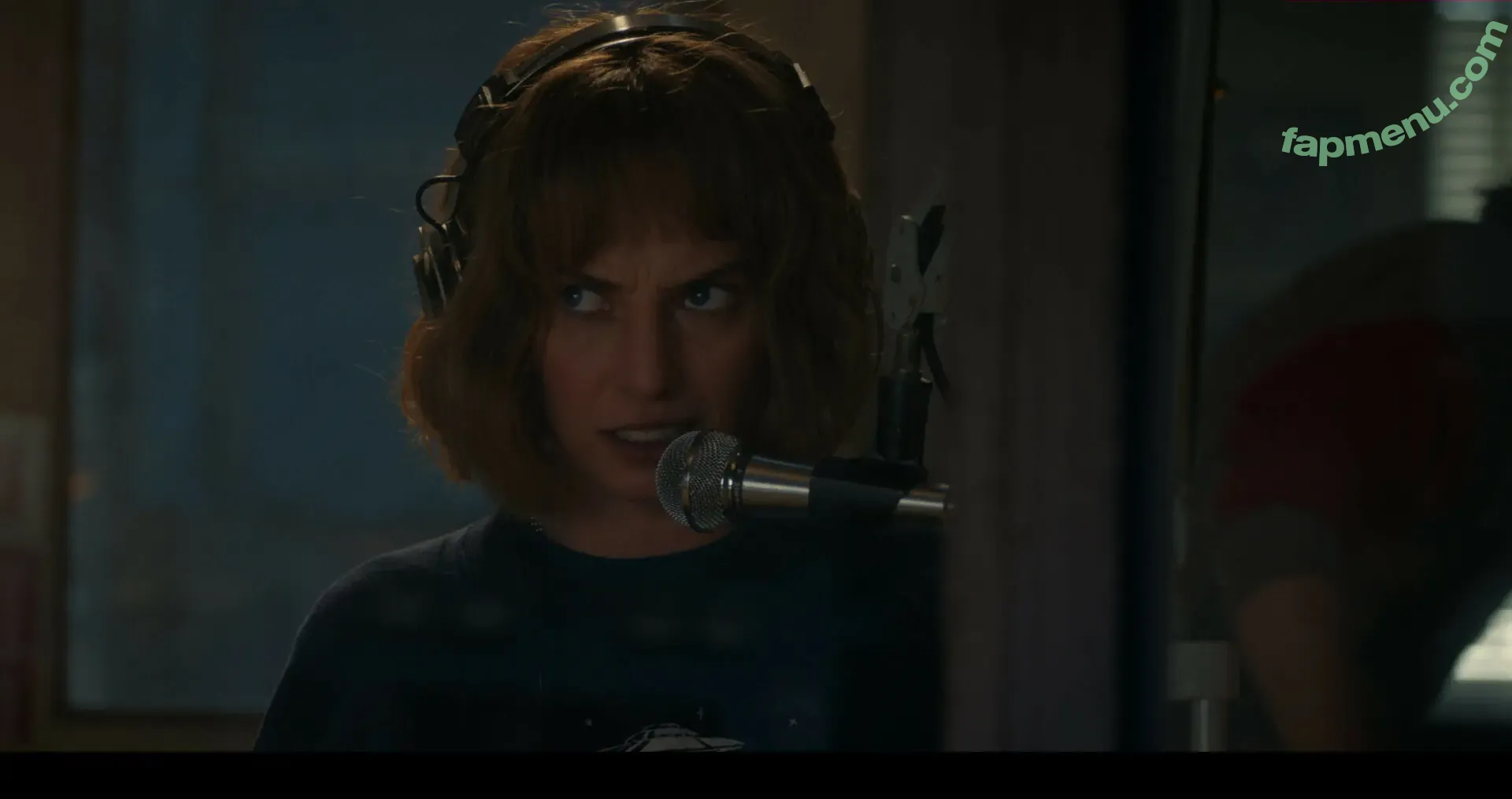 Maya Hawke nude photo #1188 (maya_hawke / neohawk2)